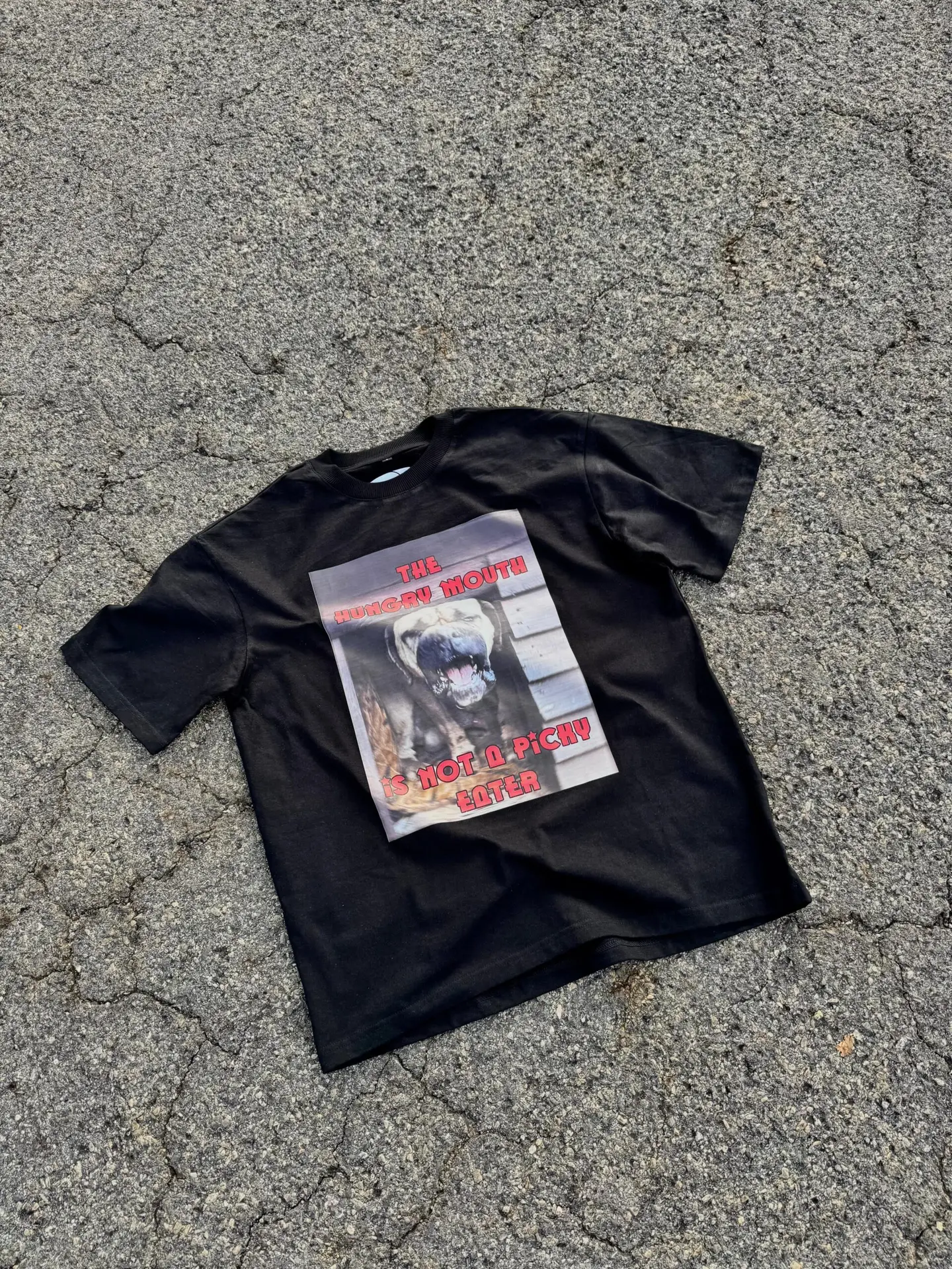 hungry mouth black graphic tee